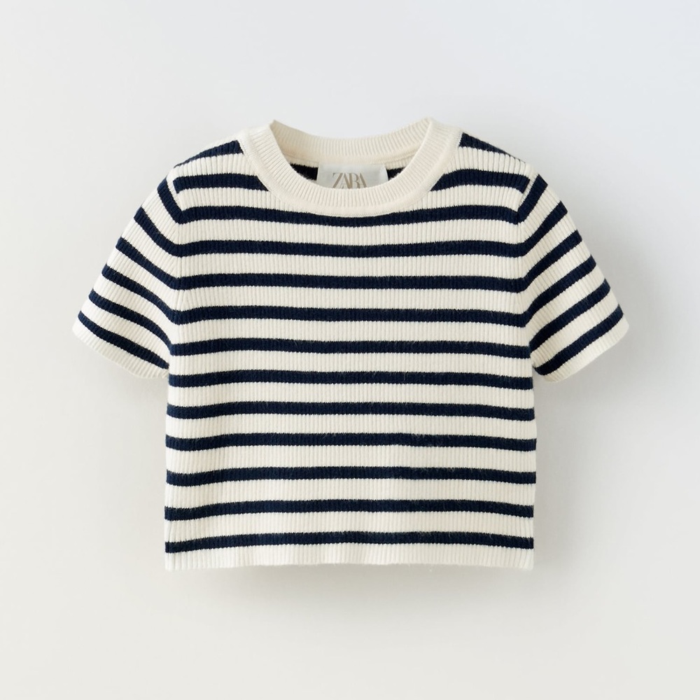 Zara: Cropped Stretch Knit T-Shirt